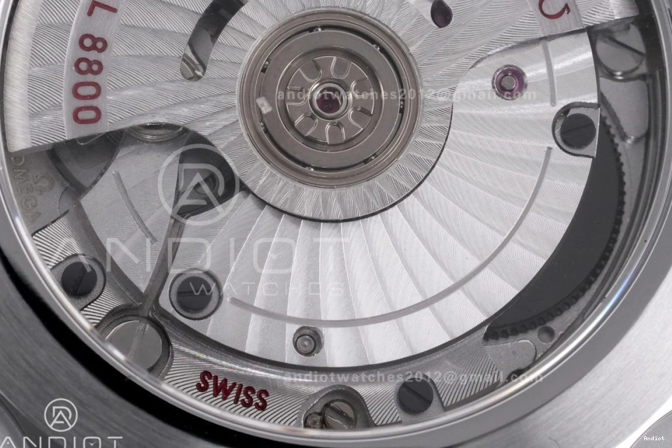 SS Super Edition 1:1 On 8806 Asian Black Bracelet Ceramic White Seamaster Dial 300M Best Clone V4 VSF Diver Bezel 1229